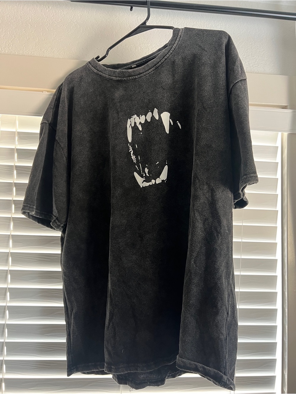 Black Graphic Men’s T‑Shirt with White Fang Print
